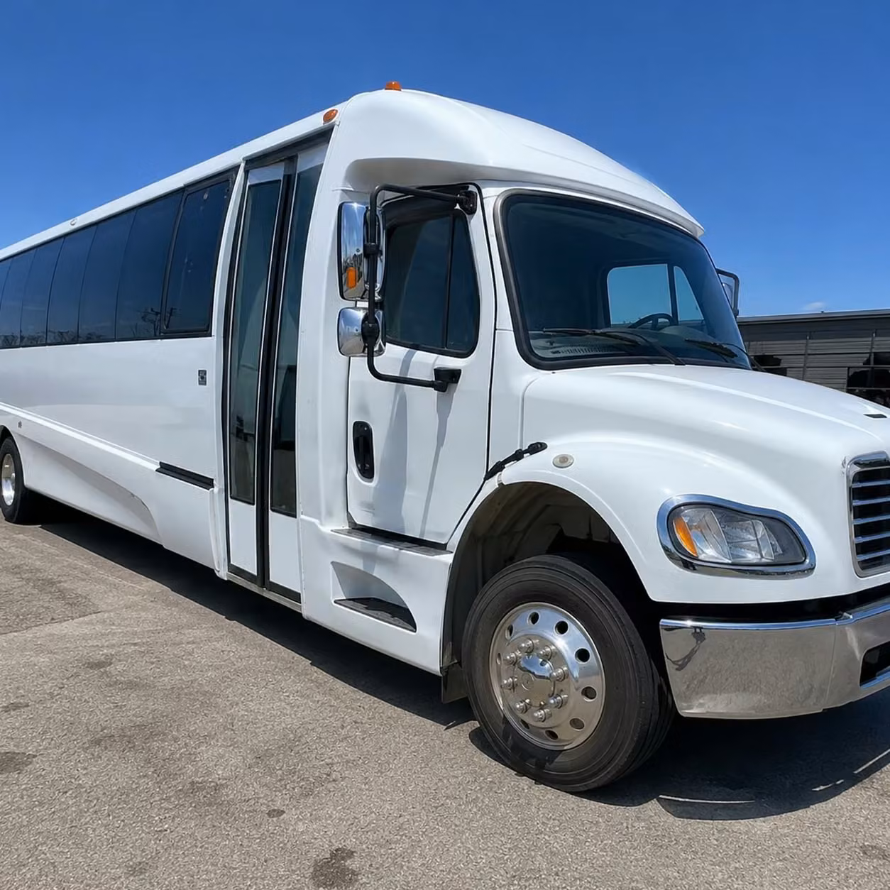 18 passenger minibus