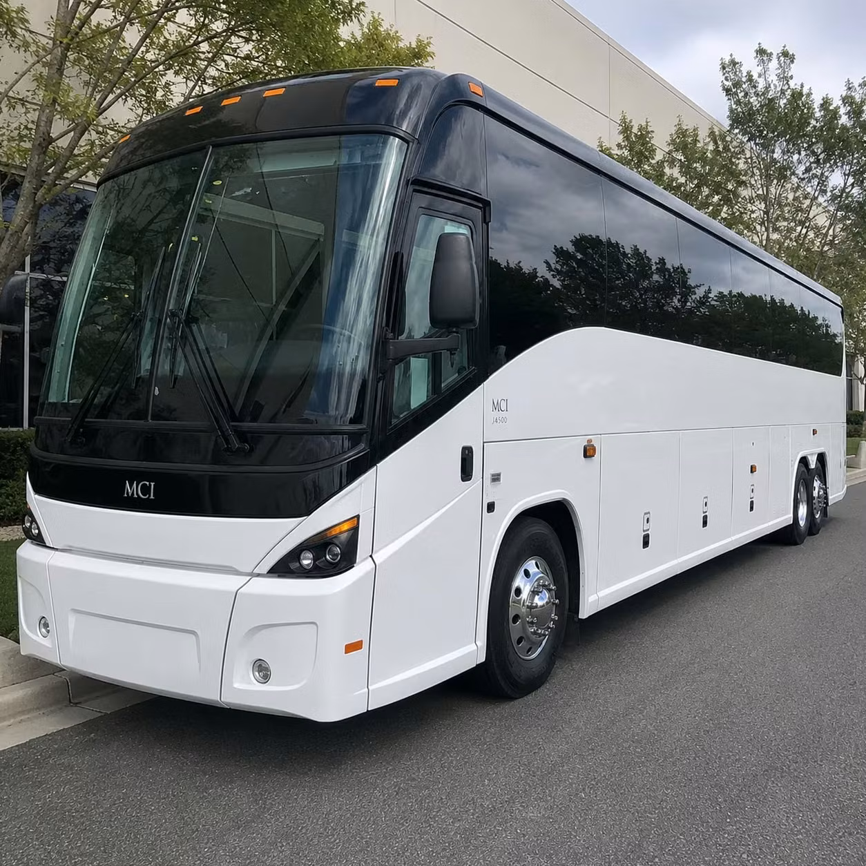 cut the i 5 and i 805 commute stress with a san diego employee shuttle