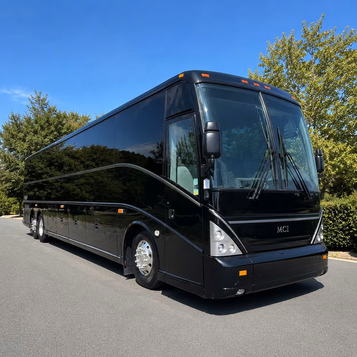 employee shuttle bus service for san diego s tech biotech corridors